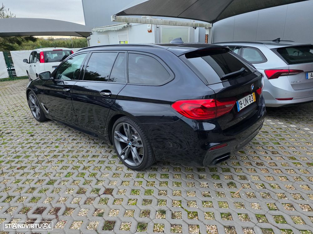 BMW M550d xDrive Auto - 12