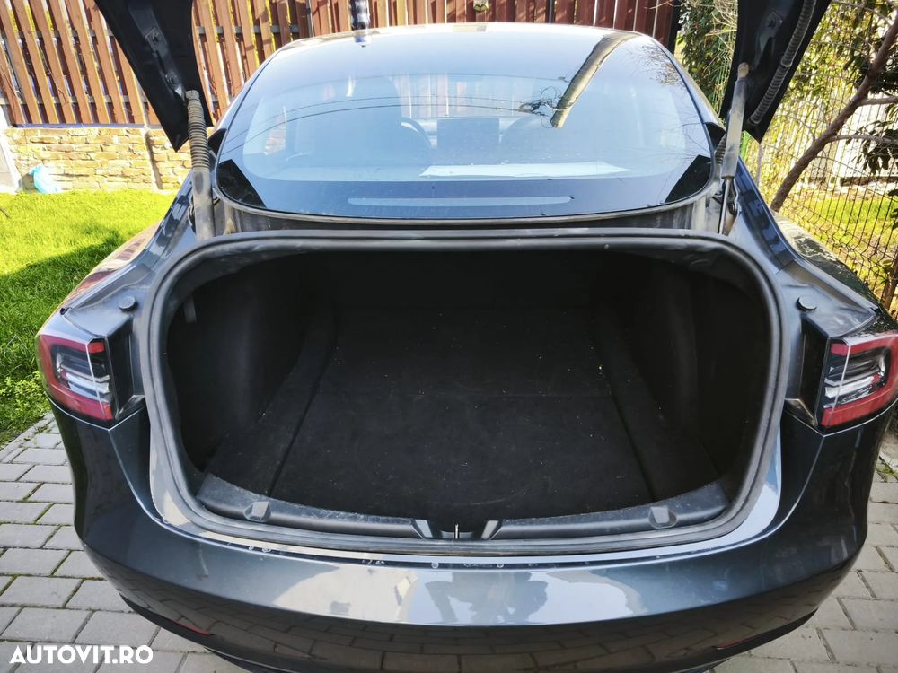 Tesla Model 3 Standard - 11