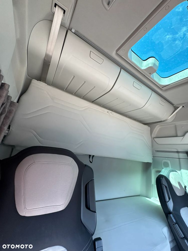 Ford F-MAX 500 - 18
