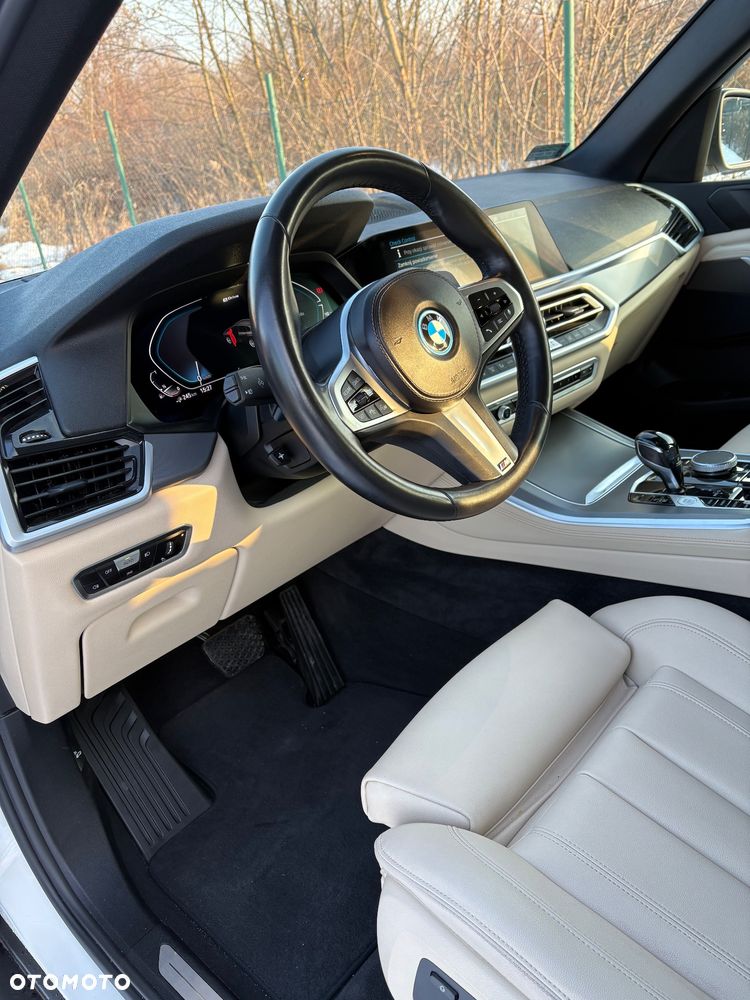 BMW X5 xDrive45e - 19