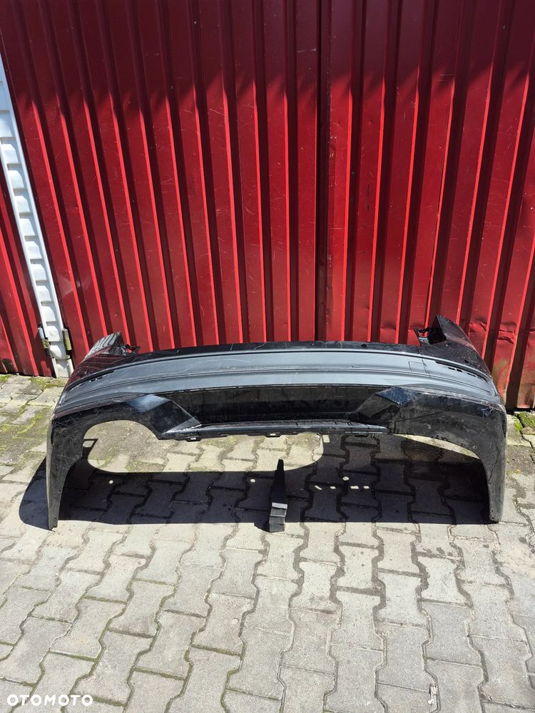 Volkswagen Passat B8 zderzak tylny 3J9807421A - 2