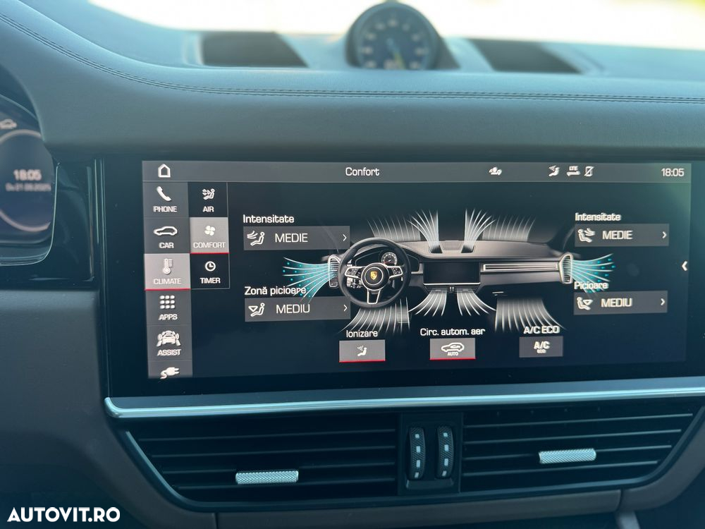 Porsche Cayenne E-Hybrid Tiptronic S - 38