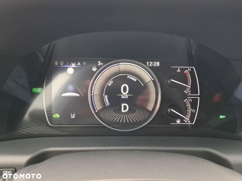 Lexus ES 300h Business Edition - 17