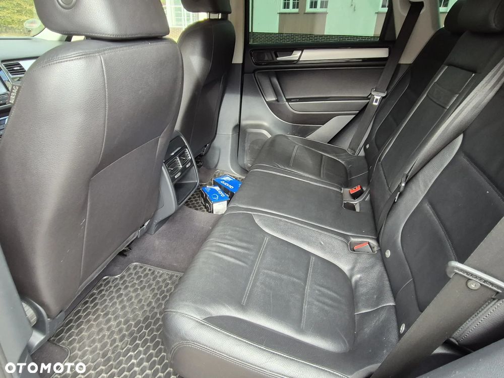 Volkswagen Touareg 3.0 V6 TDI BMT - 15