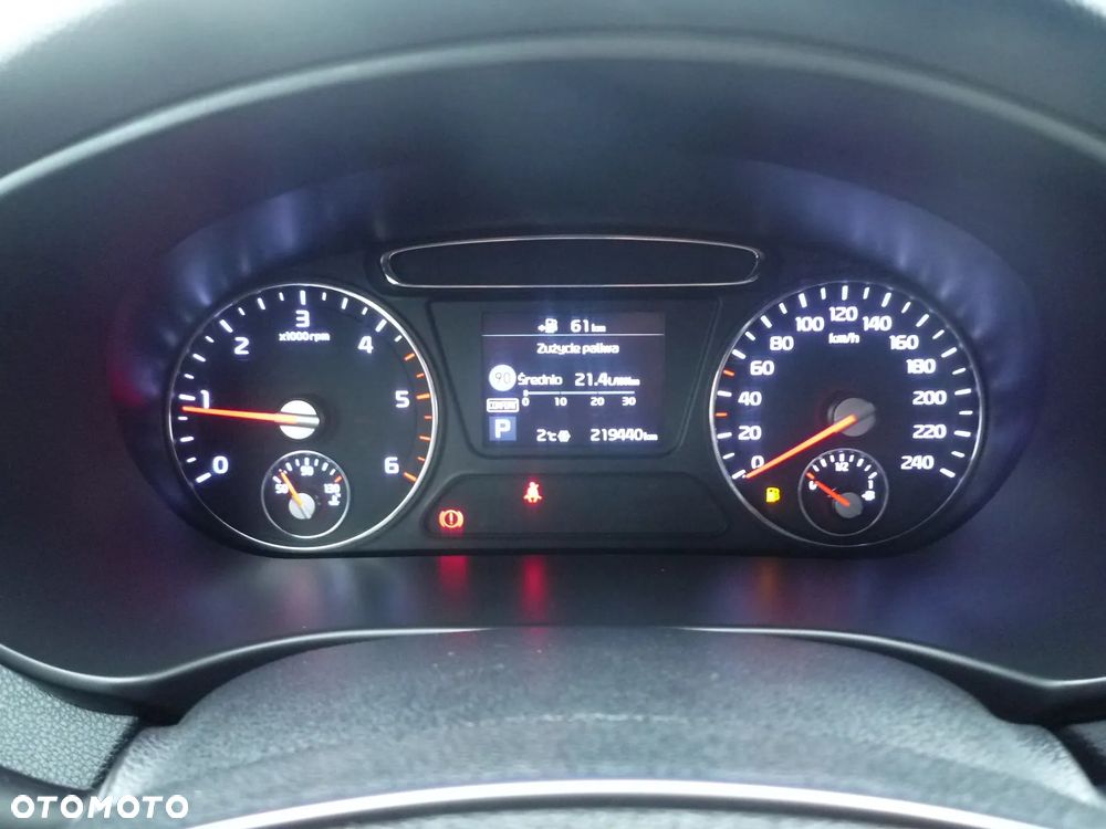 Kia Sorento 2.0 CRDI Business Line Plus - 35