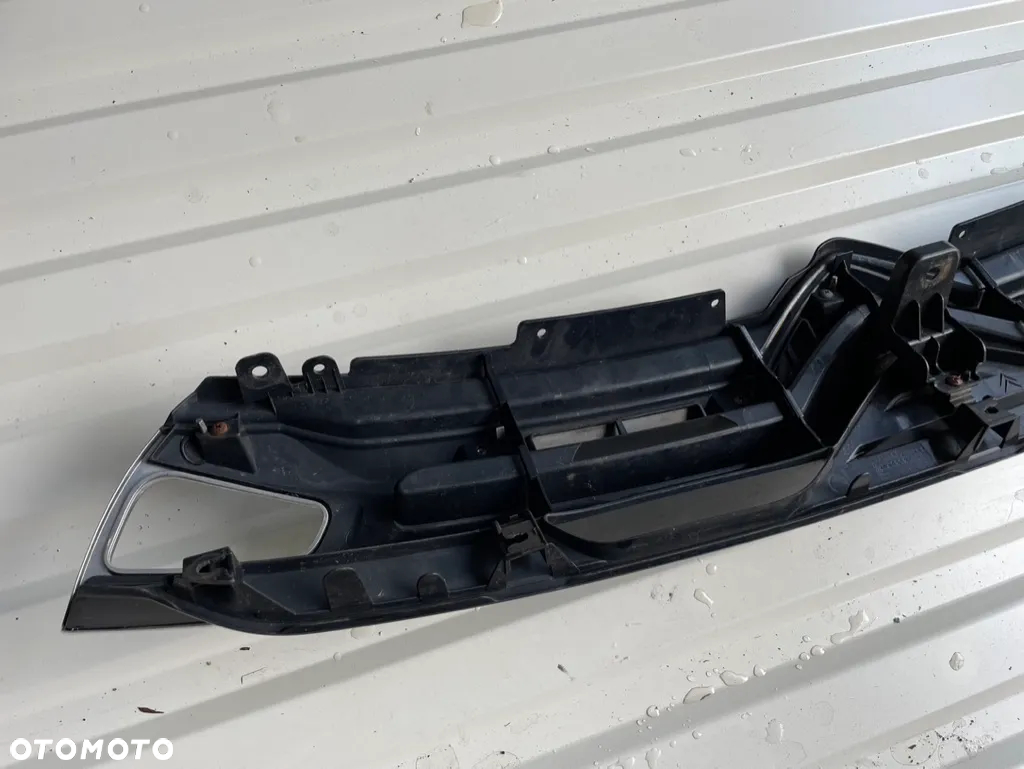ATRAPA ZDERZAKA PRZÓD GRILL CITROEN C4 AIRCROSS 2012-2017 7450A811 - 7