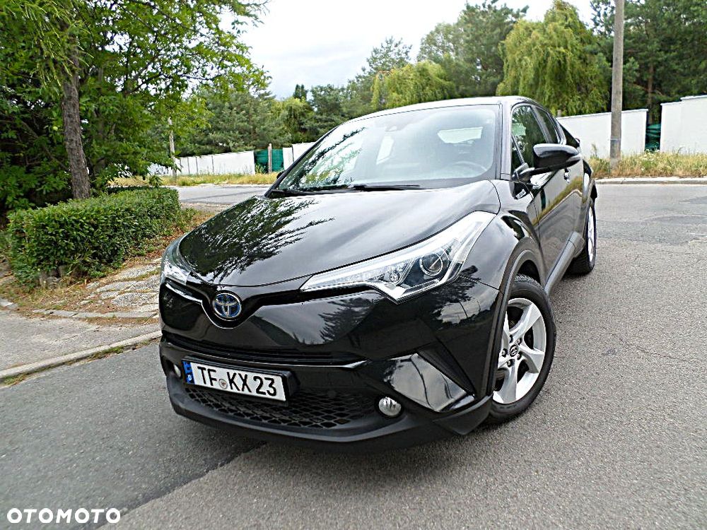 Toyota C-HR Club - 1