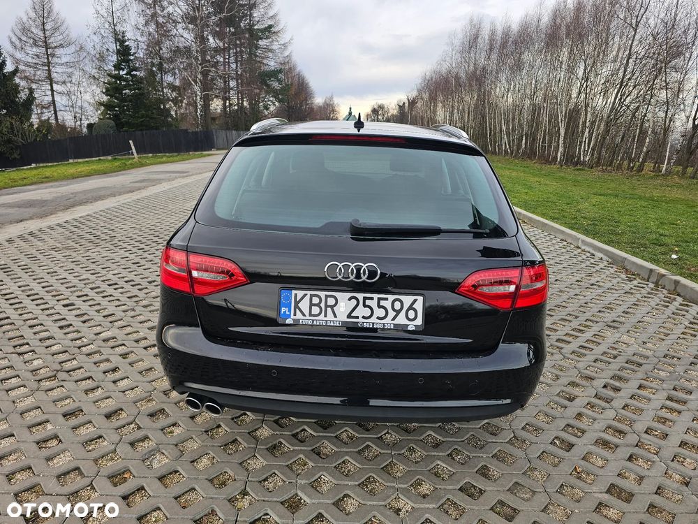 Audi A4 Avant - 4