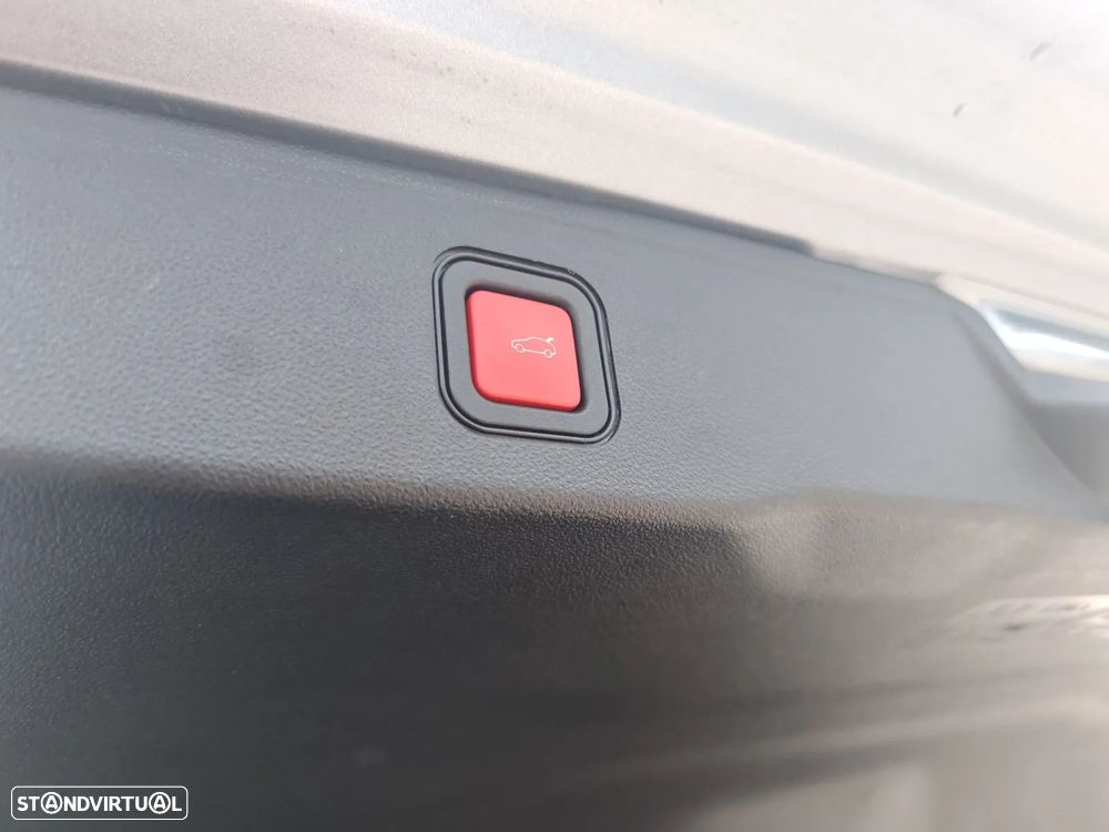 Jeep Avenger 54 kWh Summit - 17