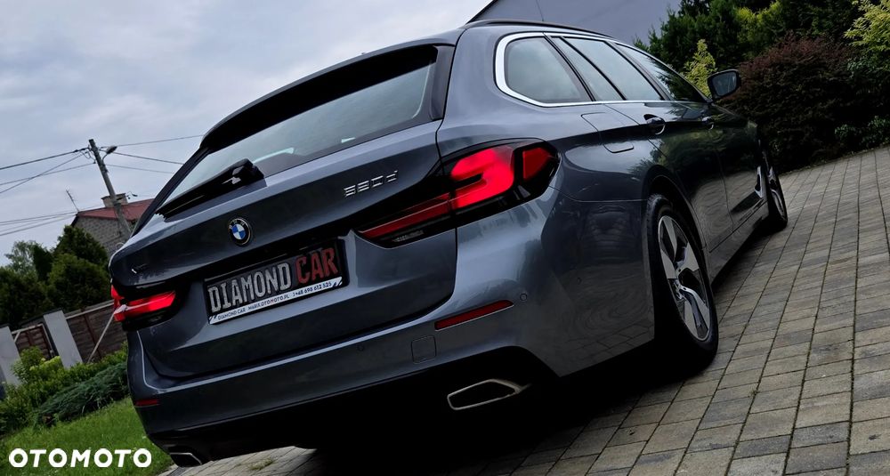 BMW Seria 5 520d xDrive Touring Luxury Line - 15