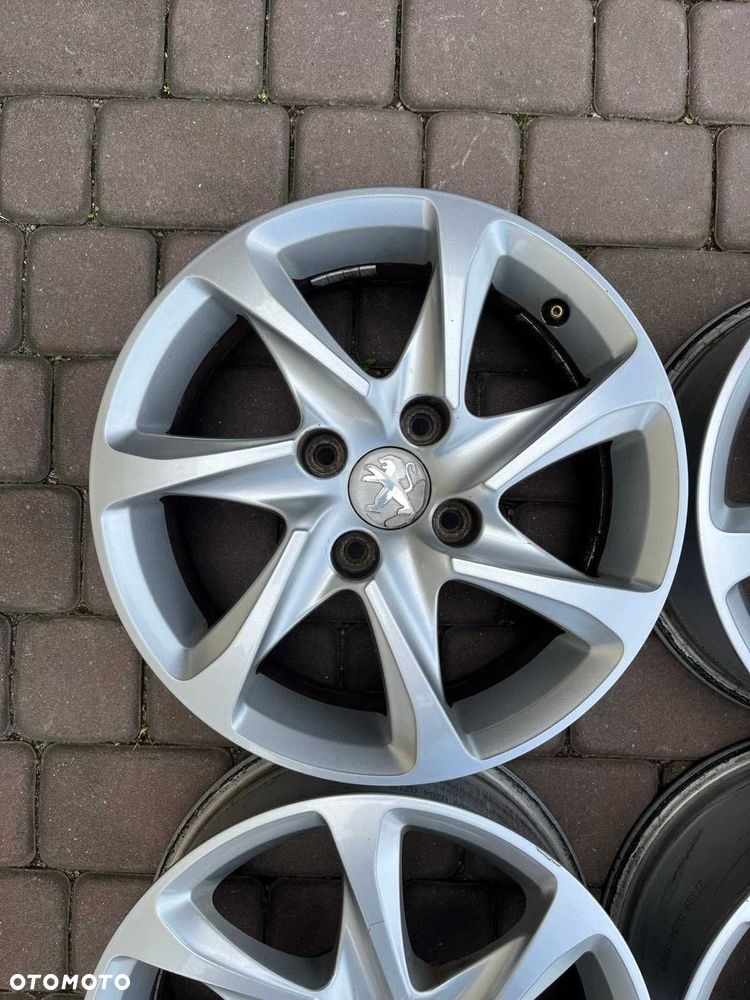 Oryginalne alufelgi Peugeot 4x108 15 cali  208 307 C3 C4 207 - 8