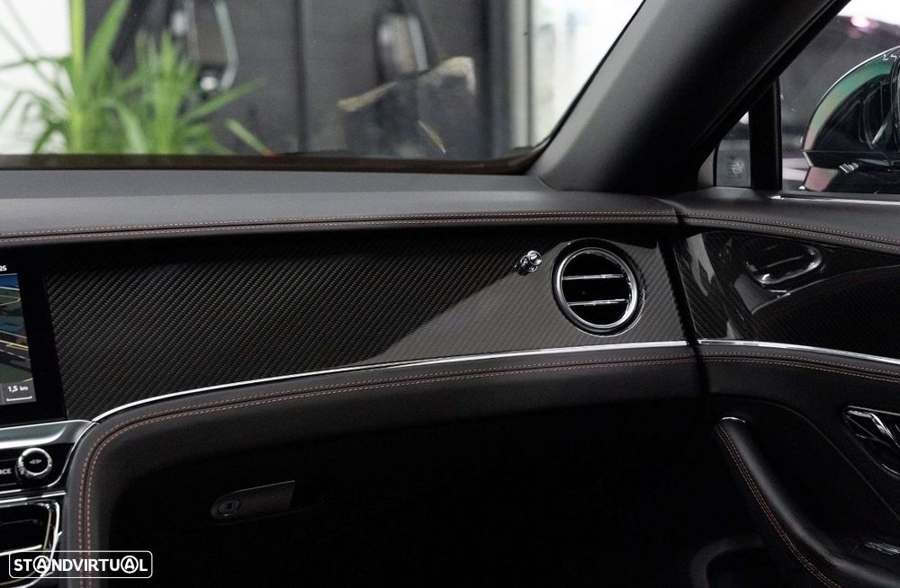 Bentley Flying Spur V8 Mulliner - 30