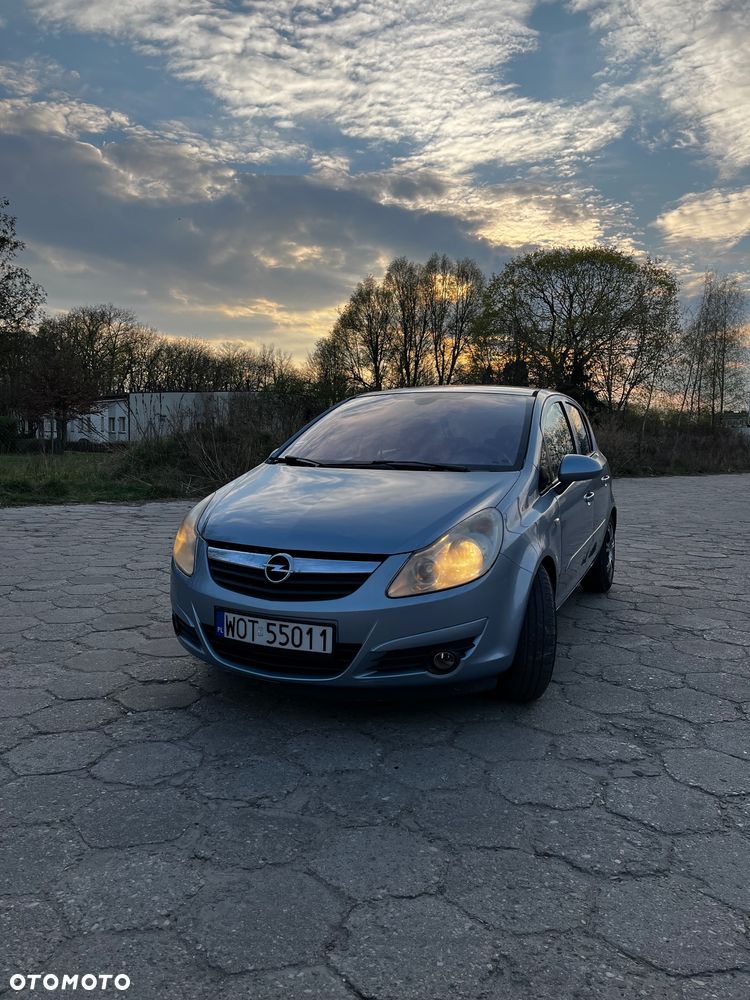 Opel Corsa 1.2 16V Cosmo - 1