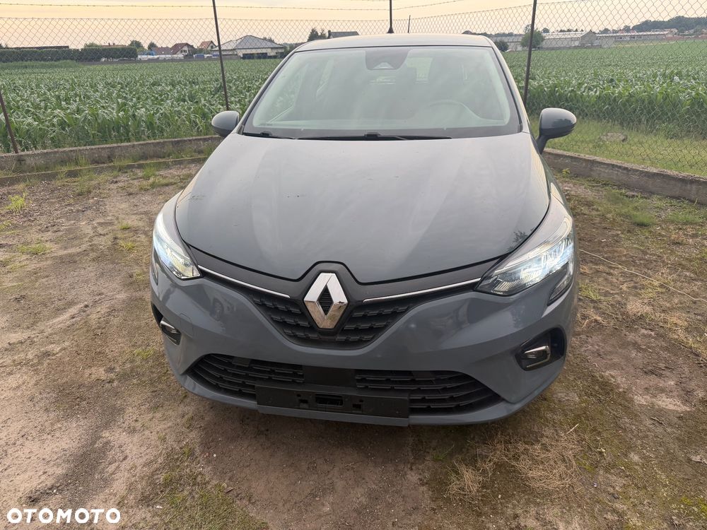 Renault Clio - 1