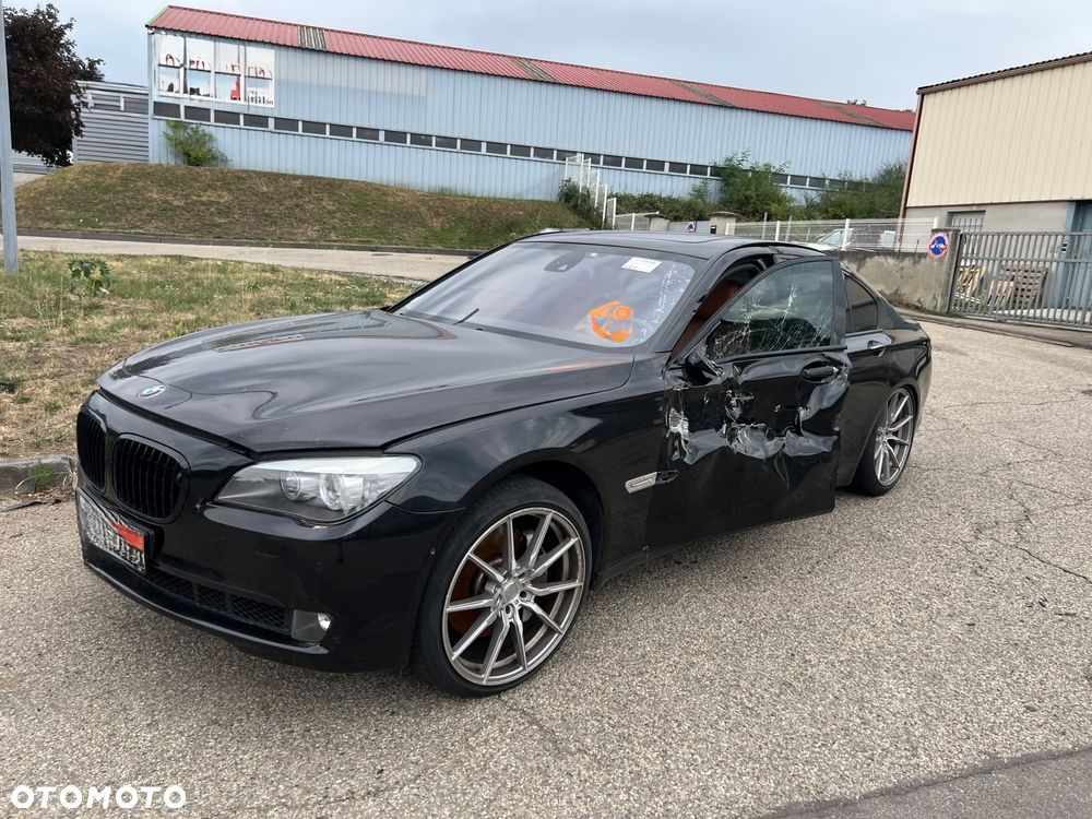BMW Seria 7 760i - 1