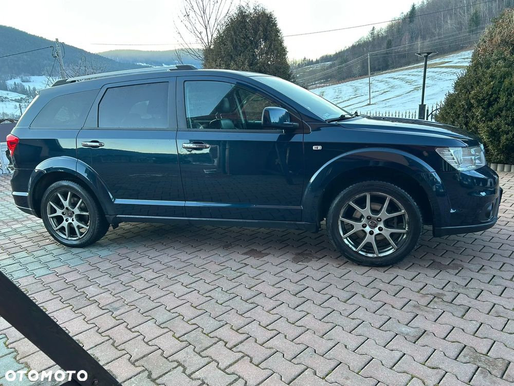 Fiat Freemont 2.0 Multijet Black Code AWD - 3