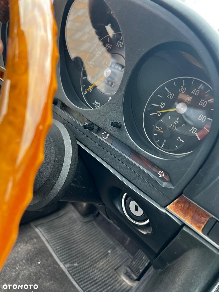 Mercedes-Benz SLC - 13