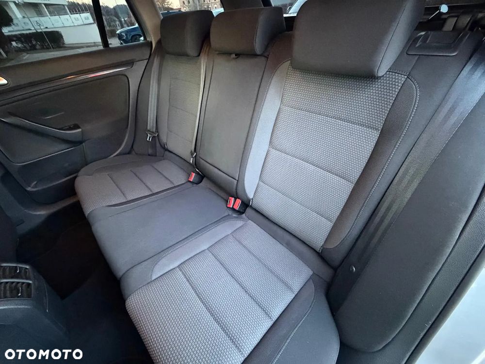 Volkswagen Golf Variant 1.2 TSI BlueMotion Technology Comfortline - 28