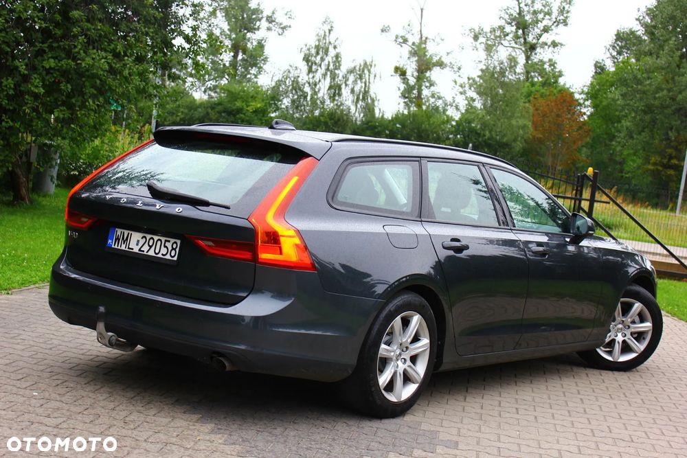 Volvo V90 D3 Momentum - 7