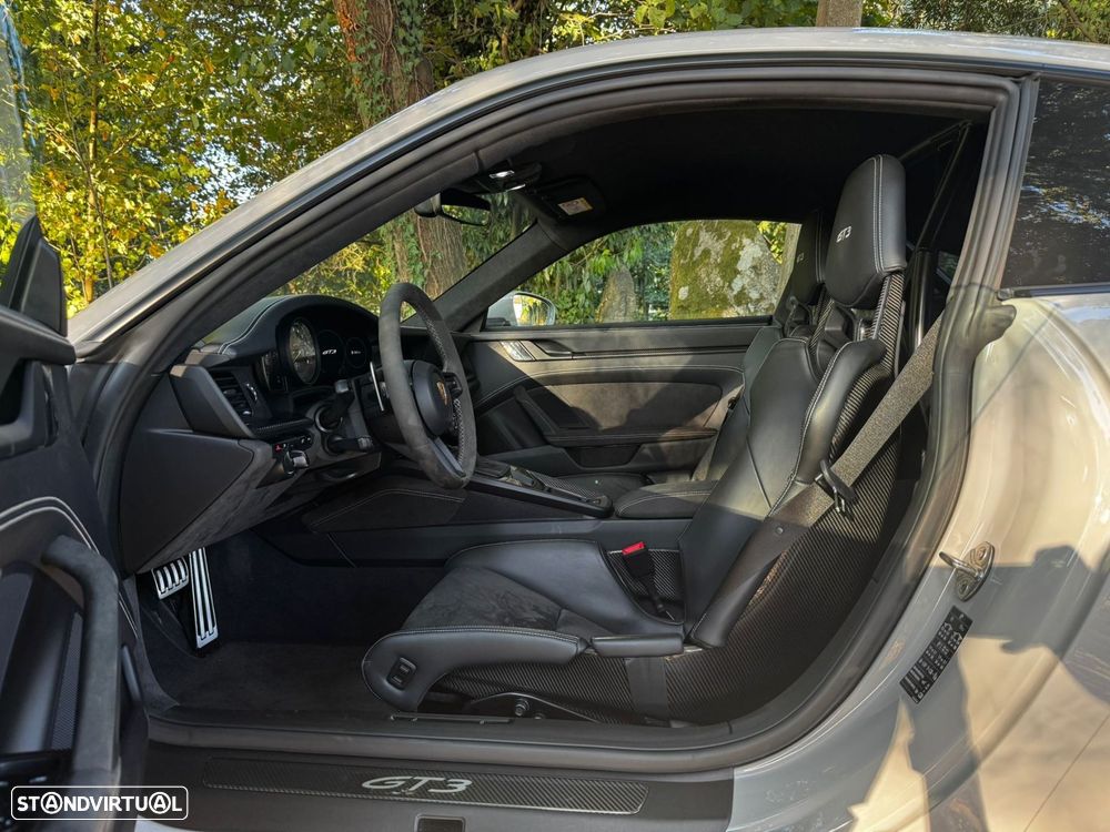 Porsche 911 (992) GT3 PDK - 23