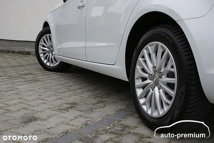 Audi A3 Sportback 2.0 TDI (clean diesel) quattro Ambiente - 33