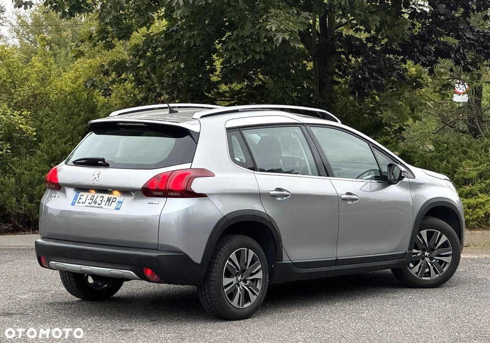 Peugeot 2008 1.2 Pure Tech GPF Allure S&S - 33