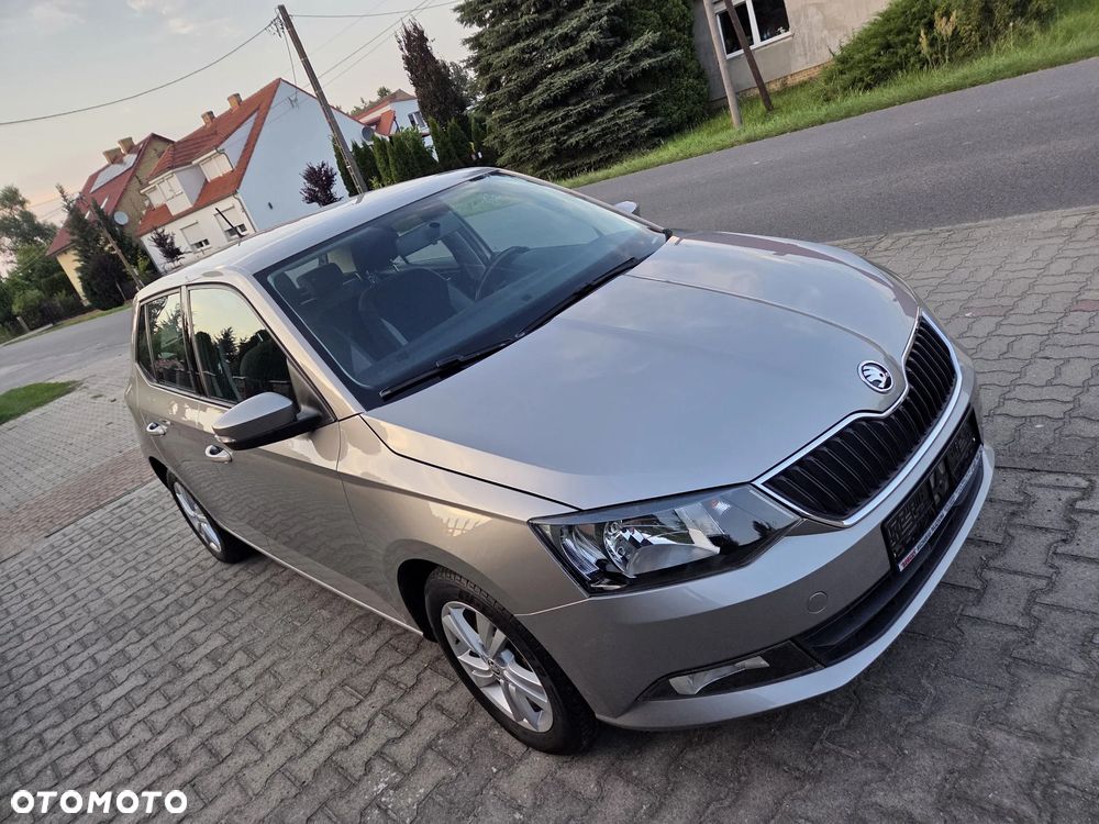 Skoda Fabia 1.2 TSI Active - 3
