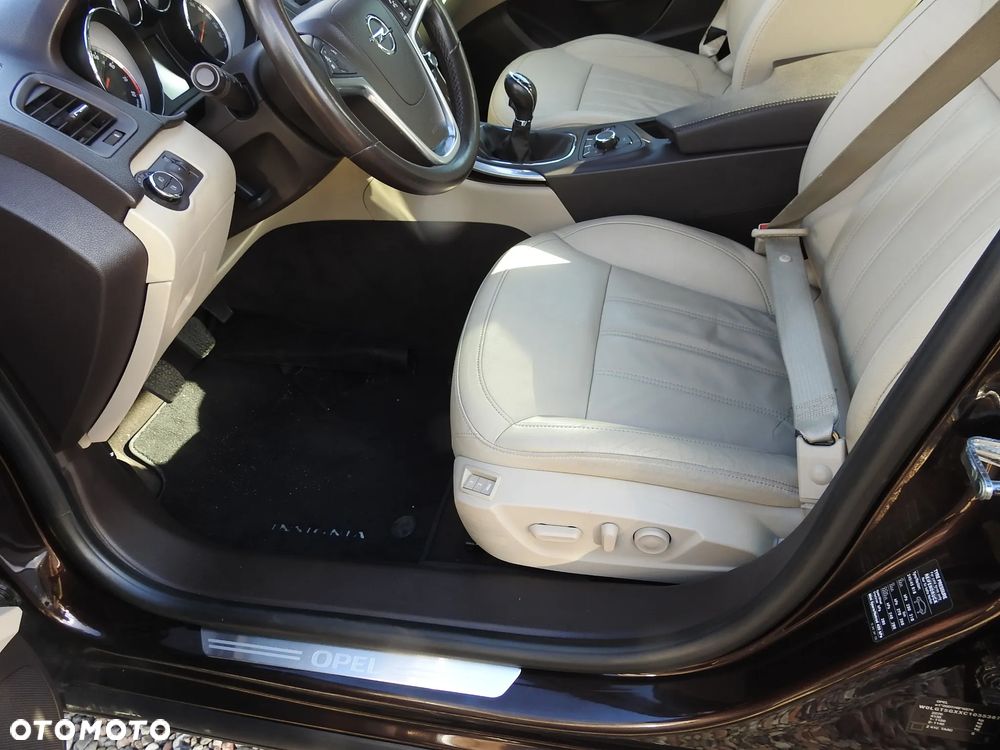 Opel Insignia 2.0 ECOTEC DI Turbo 4x4 ecoFLEX Start/Sto Business Innovation - 25