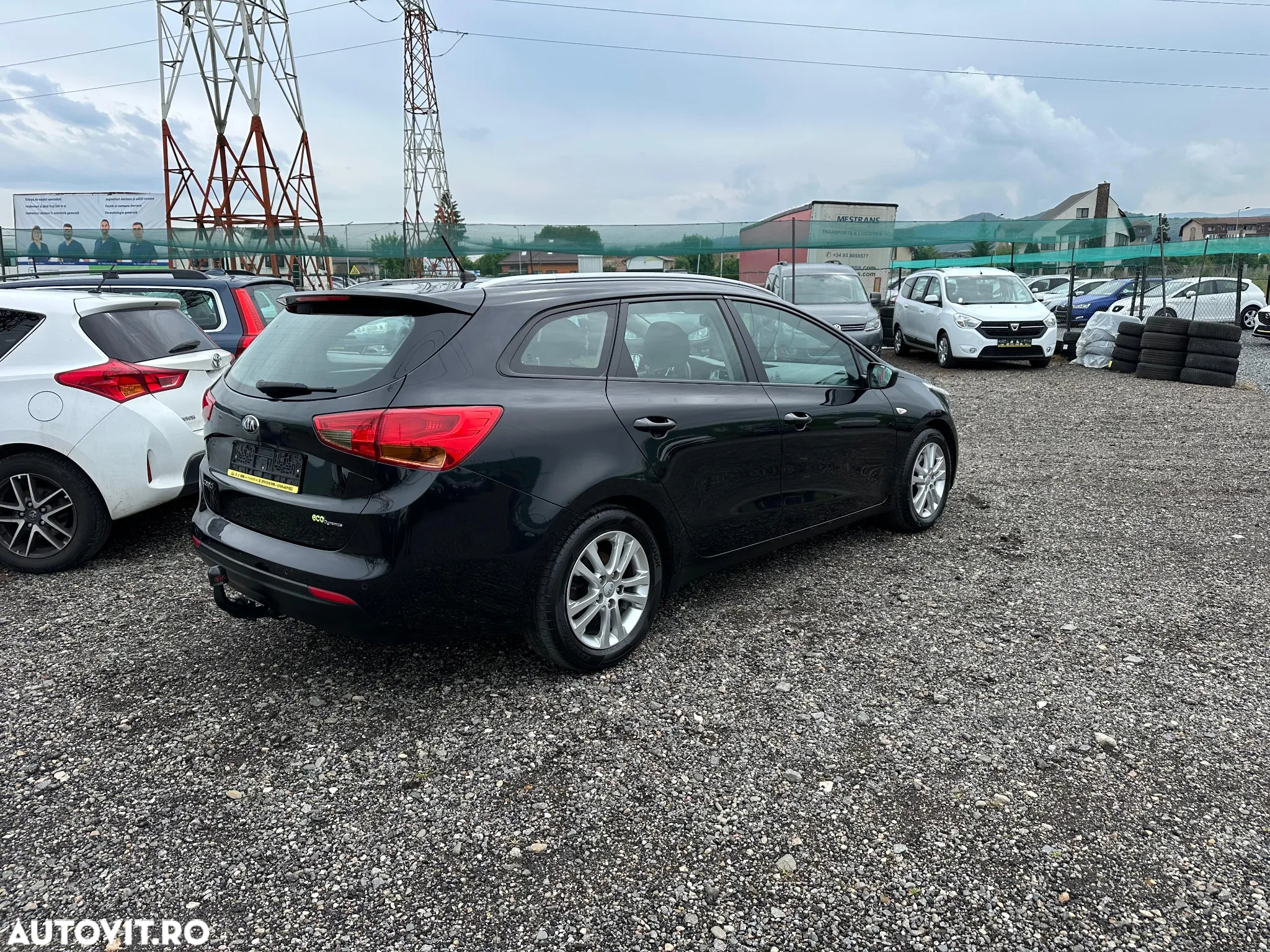 Kia Ceed 1.6 CRDi 128 Dream Team Edition - 9
