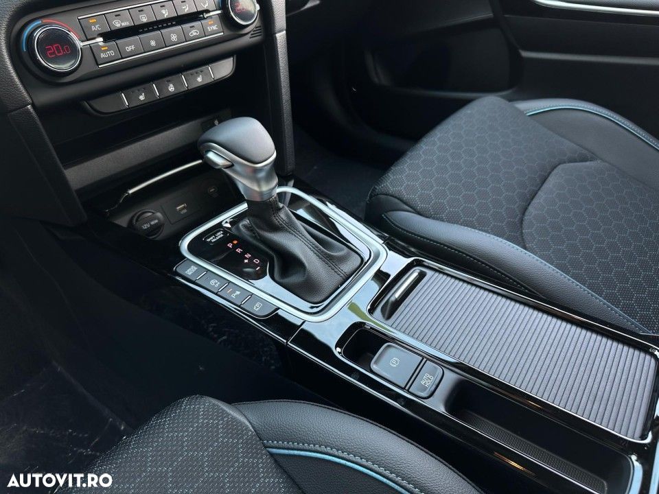 Kia XCeed - 20