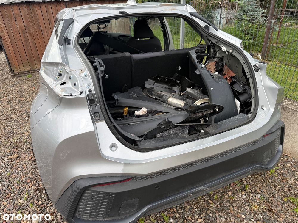Toyota C-HR 1.8 Hybrid Active - 8