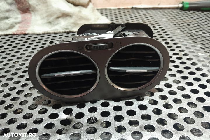 Grila ventilatie bord dreapta 5M0819759 5M0819759 Volkswagen VW Tigua - 1