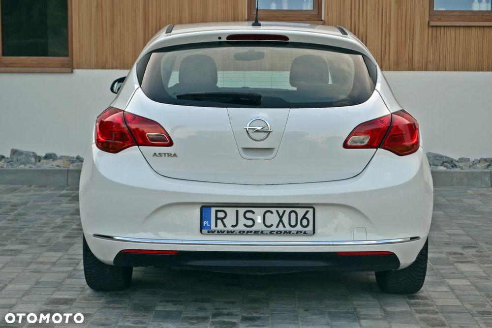 Opel Astra - 16