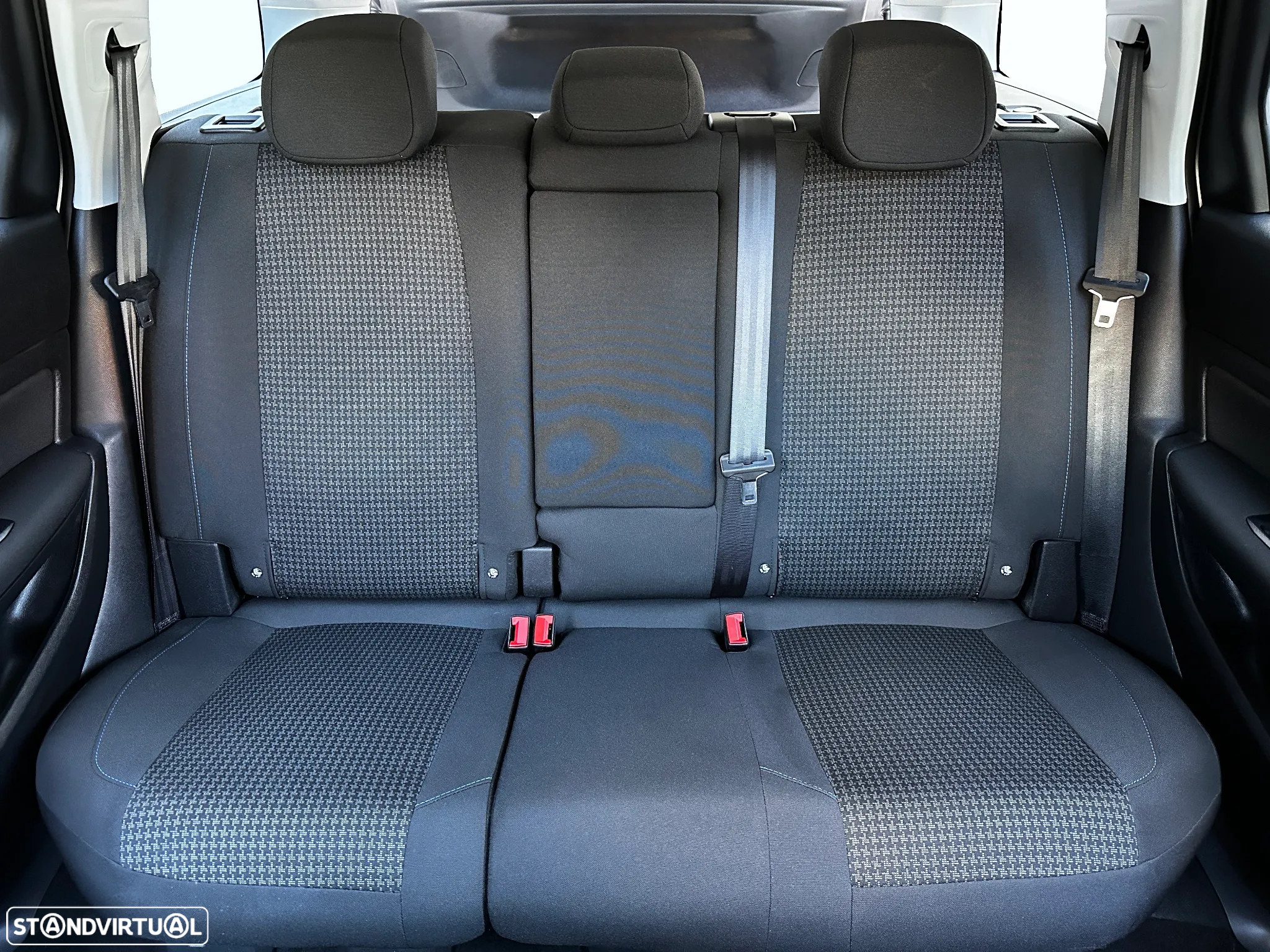 Peugeot 308 SW 1.5 BlueHDi Style - 41