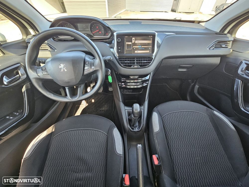 Peugeot 208 1.4 HDi Active - 17