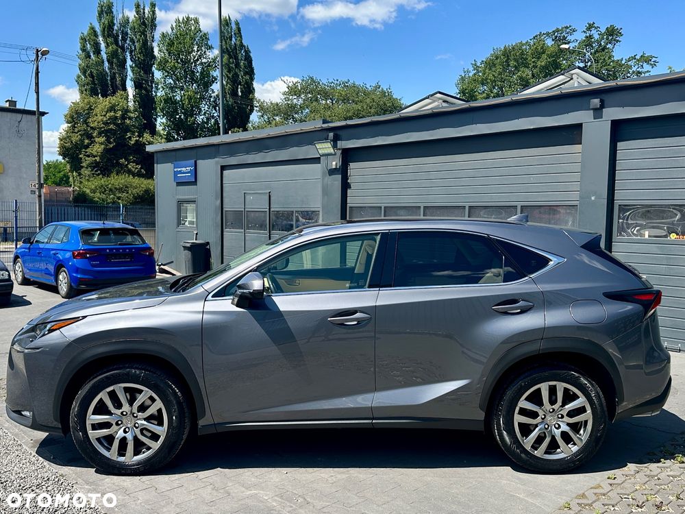 Lexus NX 200t Prestige AWD - 4