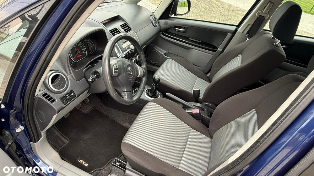 Suzuki SX4 1.6 VVT 4x4 Comfort - 9