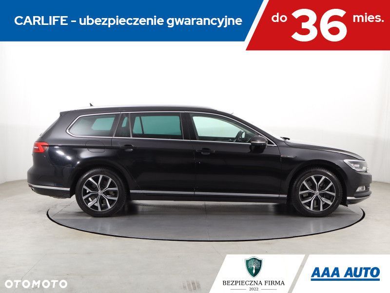 Volkswagen Passat Variant - 8