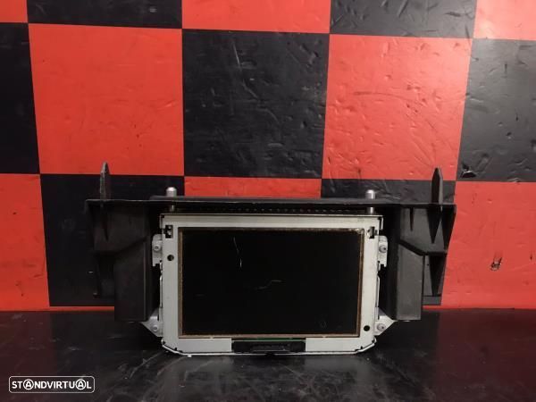 Display Rádio Ford Tourneo Courier B460 Kombi - 1