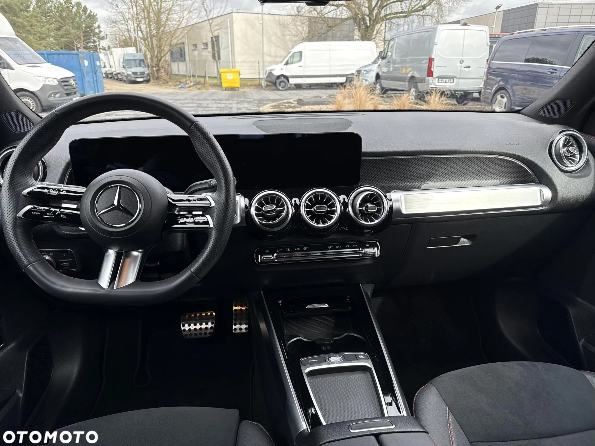 Mercedes-Benz GLB 200 7G-DCT AMG Line - 18