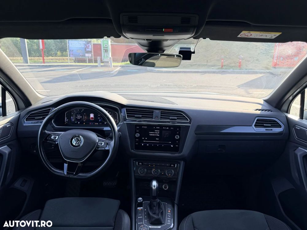 Volkswagen Tiguan - 11