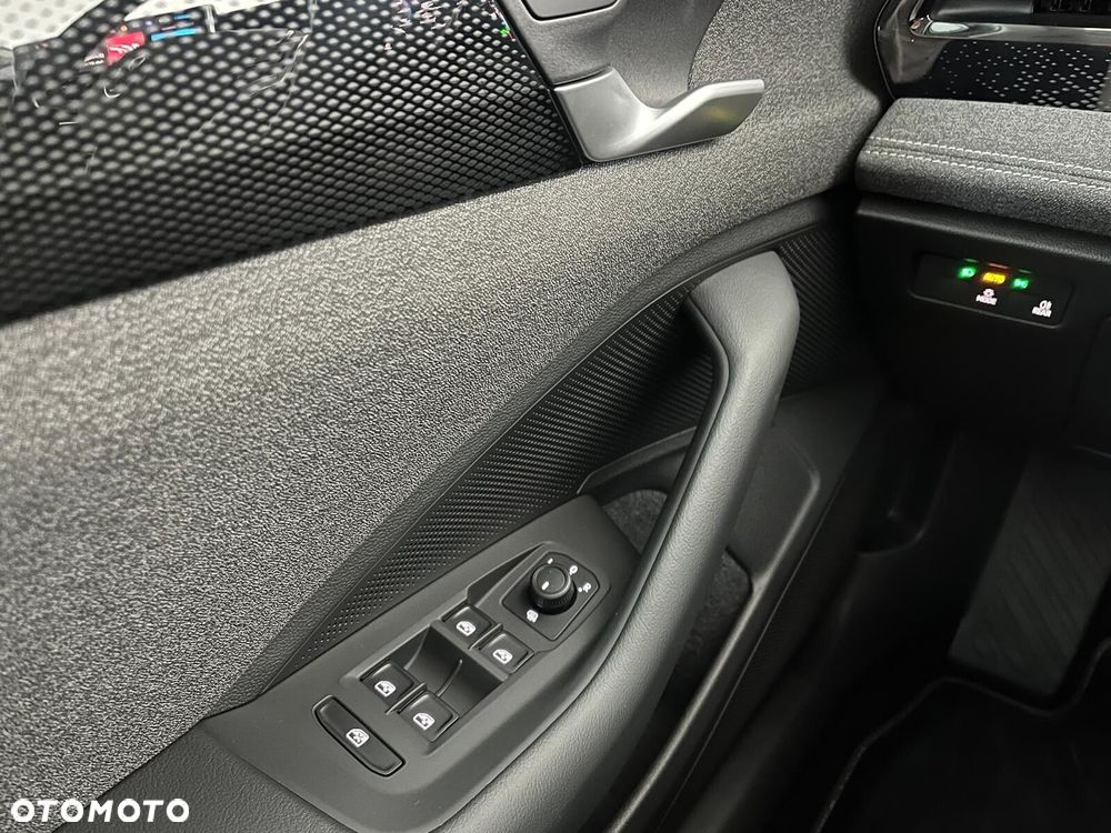 Volkswagen Passat Variant 1.5 TSI EVO Business - 14