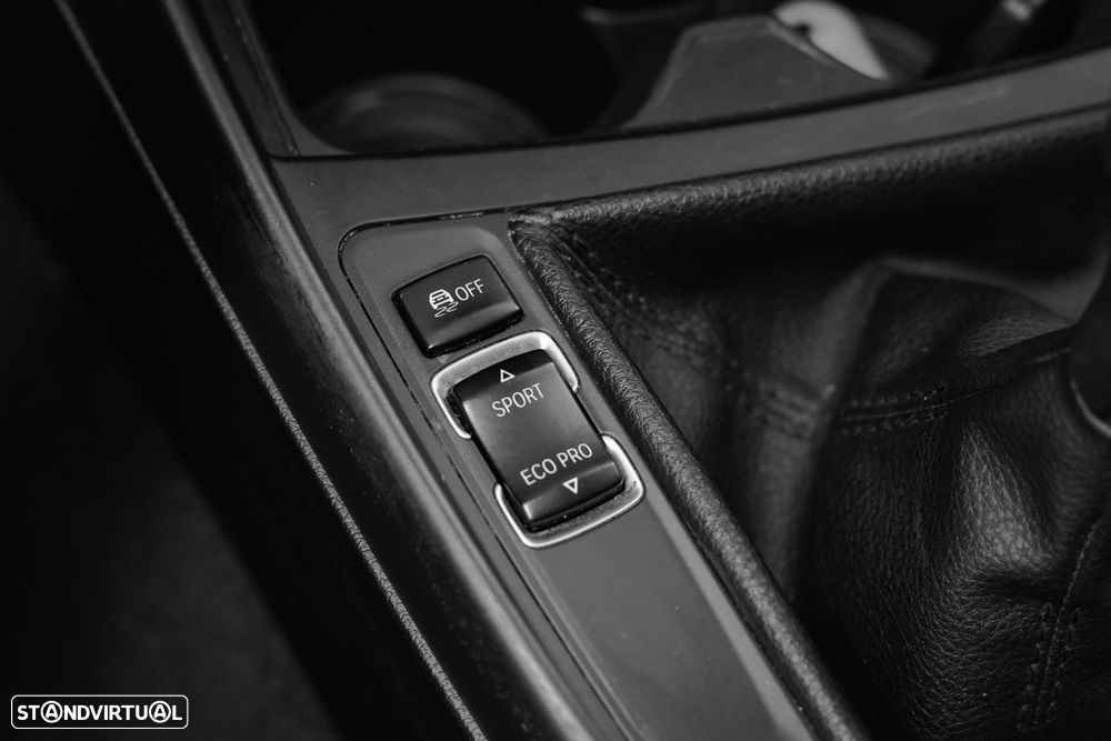 BMW 116 d EfficientDynamics - 25