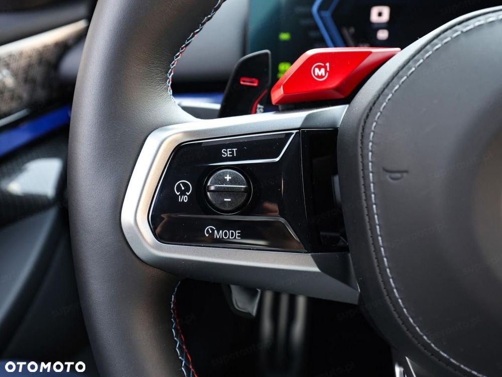 BMW M5 PHEV - 12