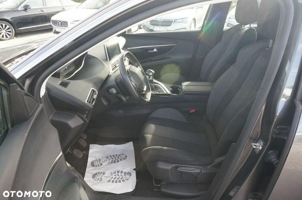 Peugeot 3008 1.2 PureTech Active Pack S&S - 21