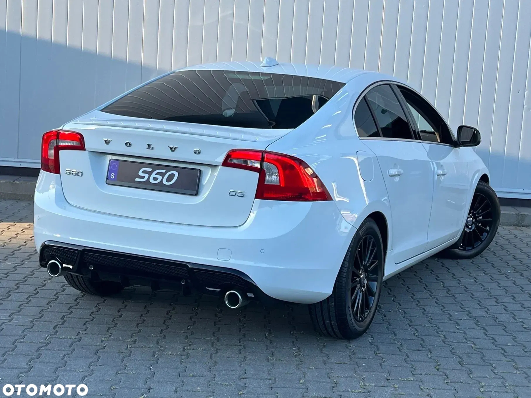 Volvo S60 D5 R-Design Summum - 13