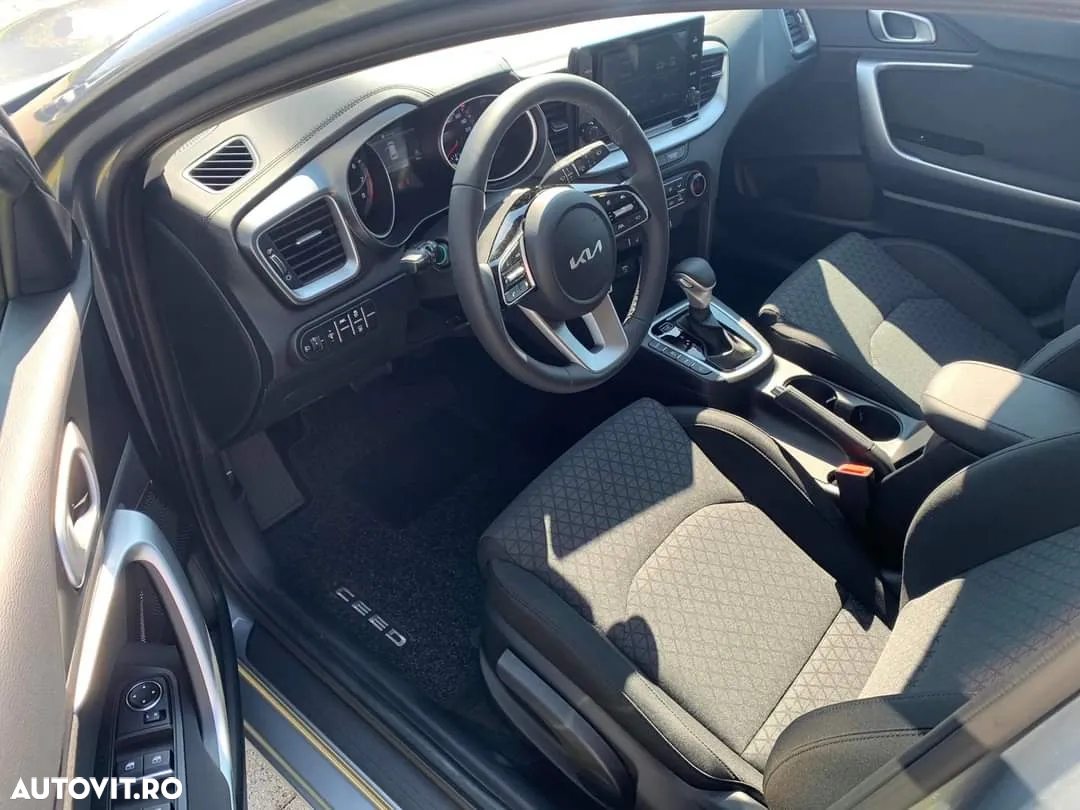 Kia Ceed 1.5 T-GDI 7DCT Best+ - 8
