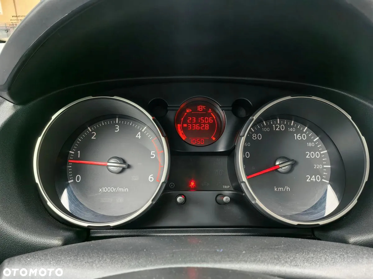 Nissan Qashqai 2.0 dCi Visia - 11