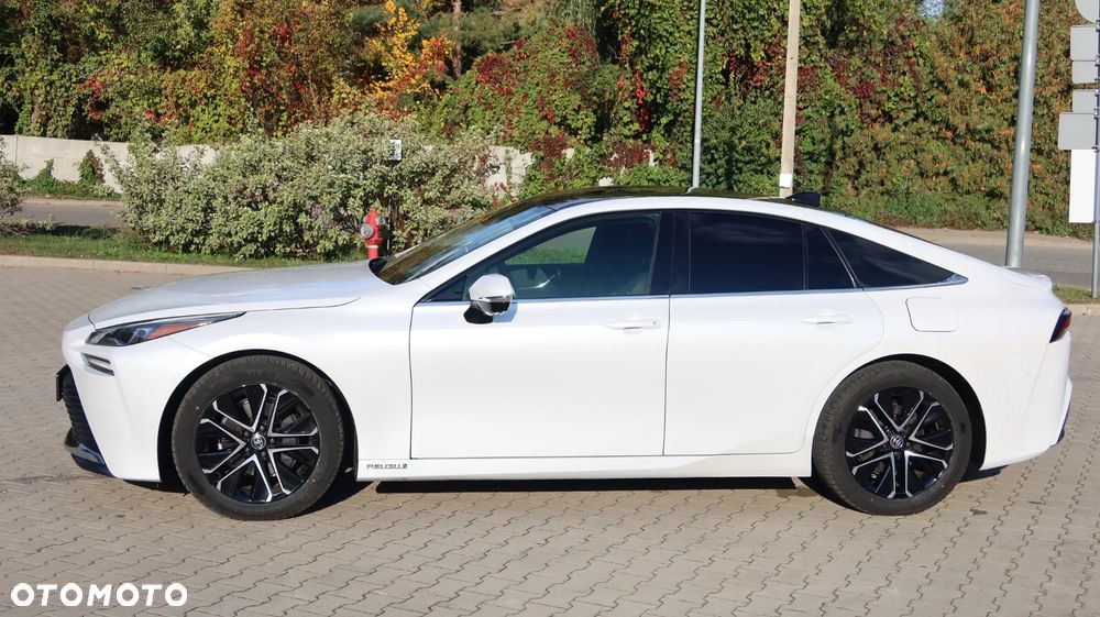 Toyota Mirai Executive - 3