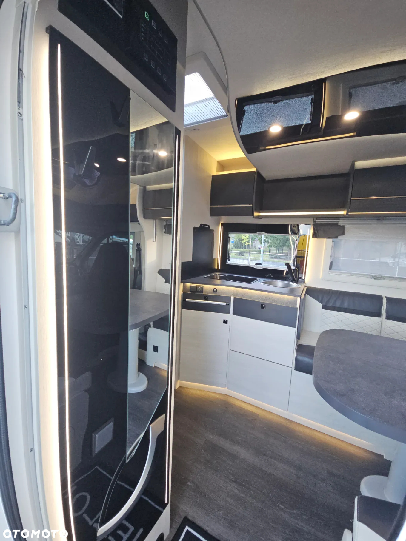Challenger Chausson 788 Titanium Automat 2022 2.0 170KM - 12